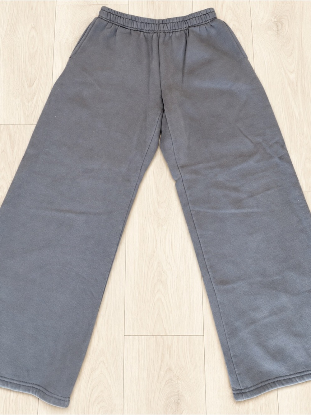 Edikted Bonney Bow Detail Wide Leg Sweatpants Gray Pink S